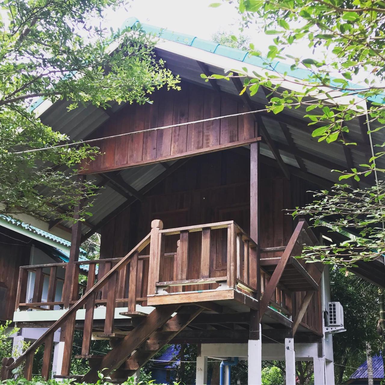 Hotel Rasta House,,Koh Phayam Exterior foto